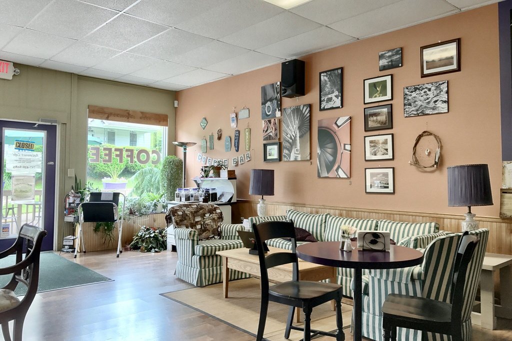 Reconnect Cafe Gallery & Spa